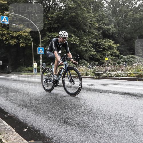 13.09.2026 - Stadtparktriathlon H.Heesch http://msf.ph/oto/10280010 13.09.2026 09:08:22 Radfahren 56, 101, 104, 161, 197 meine-sportfotos.de