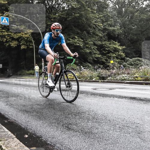 13.09.2026 - Stadtparktriathlon H.Heesch http://msf.ph/oto/10280013 13.09.2026 09:08:24 Radfahren 101, 104, 117, 161 meine-sportfotos.de