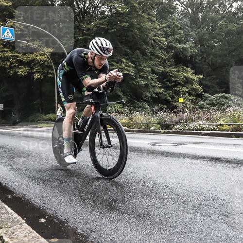 13.09.2026 - Stadtparktriathlon H.Heesch http://msf.ph/oto/10280038 13.09.2026 09:08:48 Radfahren 100 meine-sportfotos.de