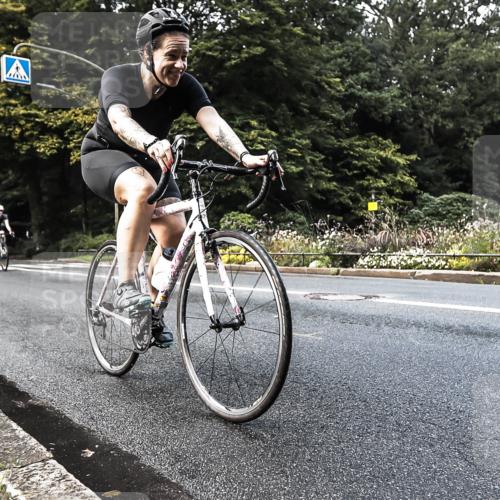 13.09.2026 - Stadtparktriathlon H.Heesch http://msf.ph/oto/10280040 13.09.2026 10:36:01 Radfahren 281, 292, 459 meine-sportfotos.de
