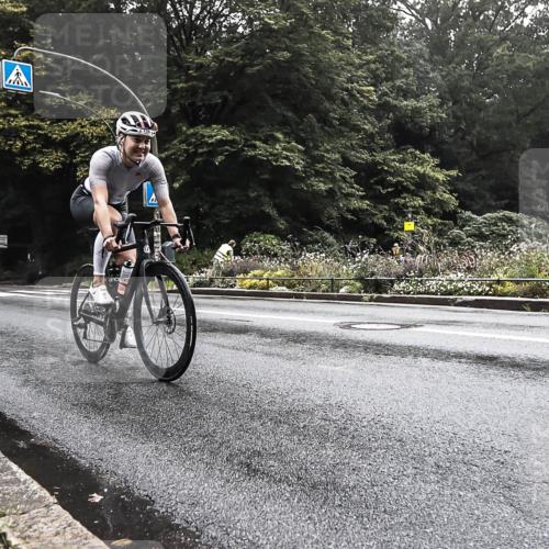 13.09.2026 - Stadtparktriathlon H.Heesch http://msf.ph/oto/10280056 13.09.2026 09:09:00 Radfahren 39, 42, 71, 156, 208 meine-sportfotos.de