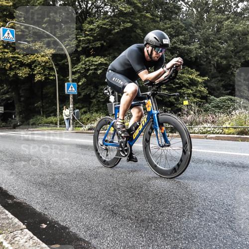 13.09.2026 - Stadtparktriathlon H.Heesch http://msf.ph/oto/10280064 13.09.2026 10:36:16 Radfahren 380, 539 meine-sportfotos.de