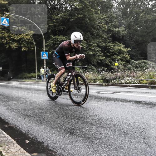13.09.2026 - Stadtparktriathlon H.Heesch http://msf.ph/oto/10280081 13.09.2026 09:09:10 Radfahren 54, 57, 194, 207 meine-sportfotos.de