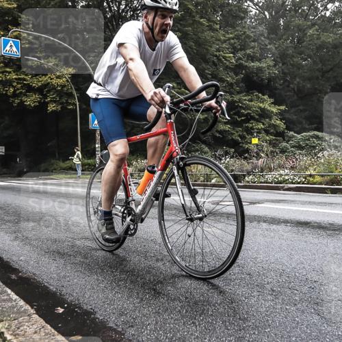 13.09.2026 - Stadtparktriathlon H.Heesch http://msf.ph/oto/10280119 13.09.2026 09:09:40 Radfahren 3, 95, 113, 146, 165 meine-sportfotos.de