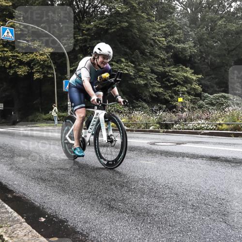 13.09.2026 - Stadtparktriathlon H.Heesch http://msf.ph/oto/10280122 13.09.2026 09:09:41 Radfahren 3, 95, 113, 146 meine-sportfotos.de