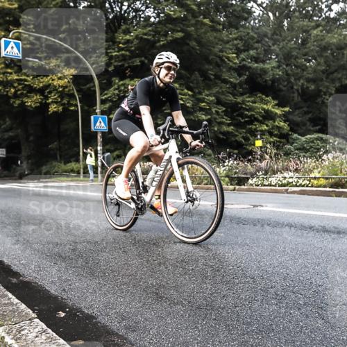 13.09.2026 - Stadtparktriathlon H.Heesch http://msf.ph/oto/10280135 13.09.2026 10:37:18 Radfahren 385, 394, 398, 452, 499, 536, 568 meine-sportfotos.de
