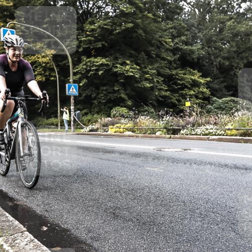 13.09.2026 - Stadtparktriathlon H.Heesch http://msf.ph/oto/10280139 13.09.2026 10:37:19 Radfahren 385, 394, 398, 452, 460, 499, 536, 568 meine-sportfotos.de