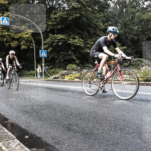 13.09.2026 - Stadtparktriathlon H.Heesch http://msf.ph/oto/10280159 13.09.2026 10:37:23 Radfahren 377, 394, 419, 433, 452, 460, 499, 544, 582 meine-sportfotos.de