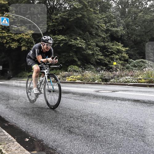 13.09.2026 - Stadtparktriathlon H.Heesch http://msf.ph/oto/10280169 13.09.2026 09:10:05 Radfahren 204, 209 meine-sportfotos.de
