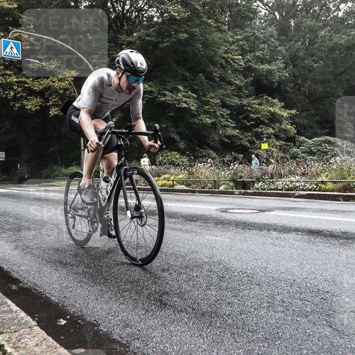 13.09.2026 - Stadtparktriathlon H.Heesch http://msf.ph/oto/10280234 13.09.2026 09:11:08 Radfahren 16, 58, 62, 116, 187 meine-sportfotos.de