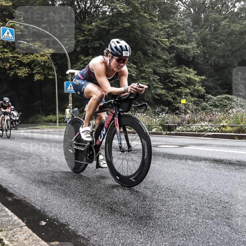 13.09.2026 - Stadtparktriathlon H.Heesch http://msf.ph/oto/10280248 13.09.2026 09:11:15 Radfahren 72, 140, 152, 181 meine-sportfotos.de