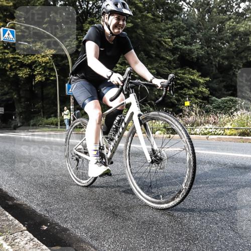13.09.2026 - Stadtparktriathlon H.Heesch http://msf.ph/oto/10280253 13.09.2026 10:38:33 Radfahren 415 meine-sportfotos.de