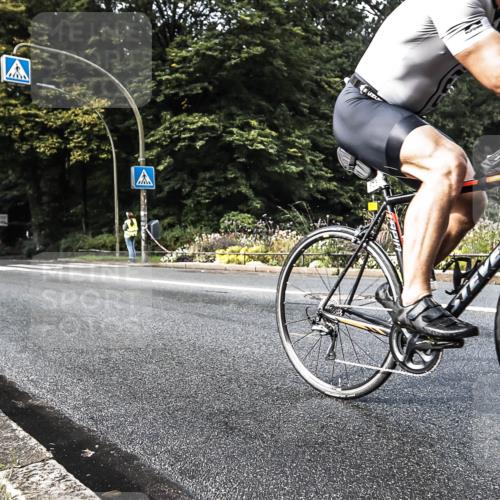 13.09.2026 - Stadtparktriathlon H.Heesch http://msf.ph/oto/10280256 13.09.2026 10:38:38 Radfahren 505, 564 meine-sportfotos.de