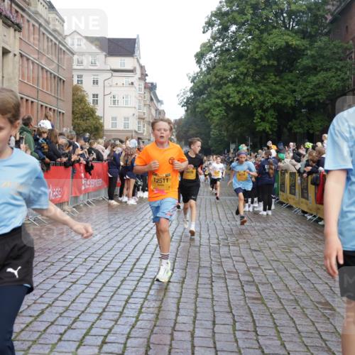 13.09.2026 - Kiel Lauf Yannick Fuchs http://msf.ph/oto/10280269 13.09.2026 08:53:29 Ziel 347, 1159, 1919, 2016, 2570, 2614, 2743, 3210, 3328, 4291, 5177, 5284, 5344, 5455, 6846, 6894, 6979, 7170, 7240, 7635, 7875, 8095, 8857, 8947, 9410, 10122, 11185, 11455, 11830, 12168, 237, 1263, 1919, 2985, 3316, 3419, 4060, 4756, 5149, 5342, 5373, 5436, 6103, 6579, 7085, 7170, 8018, 8510, 8541, 8601, 8819, 10024, 10390, 10627, 11706, 888, 1149, 1332, 2447, 3234, 5120, 6004, 6628, 6702, 8024, 8525, 8671, 8968, 9816, 10997, 5147, 5405, 6210, 10024, 12488 meine-sportfotos.de