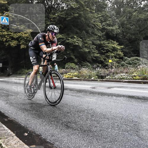 13.09.2026 - Stadtparktriathlon H.Heesch http://msf.ph/oto/10280278 13.09.2026 09:11:25 Radfahren 26, 46, 119, 139, 185 meine-sportfotos.de