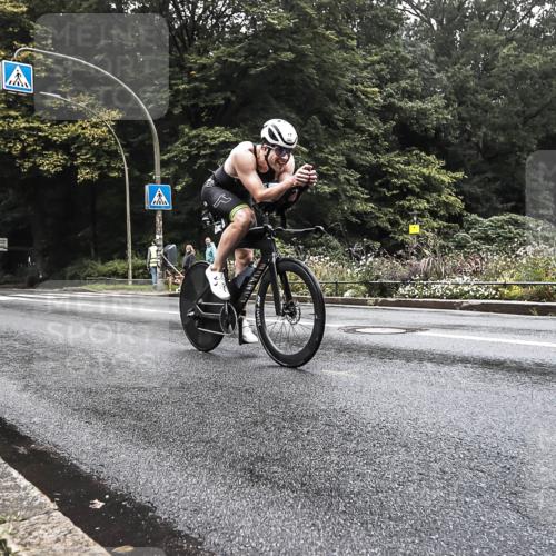 13.09.2026 - Stadtparktriathlon H.Heesch http://msf.ph/oto/10280291 13.09.2026 09:11:32 Radfahren 17, 45, 155 meine-sportfotos.de