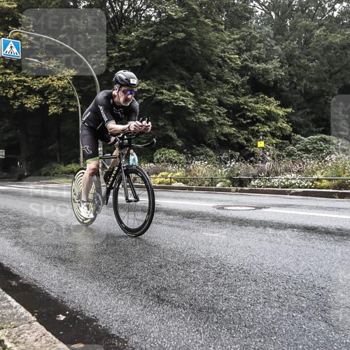 13.09.2026 - Stadtparktriathlon H.Heesch http://msf.ph/oto/10280296 13.09.2026 09:11:36 Radfahren 11, 155 meine-sportfotos.de