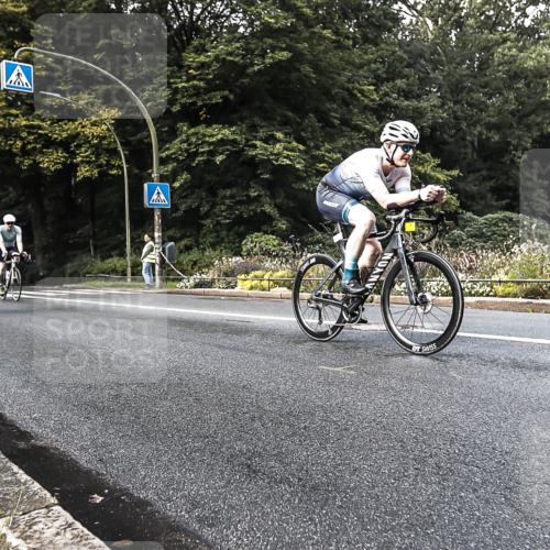 13.09.2026 - Stadtparktriathlon H.Heesch http://msf.ph/oto/10280349 13.09.2026 10:40:09 Radfahren 362, 422, 461, 472, 533, 559 meine-sportfotos.de
