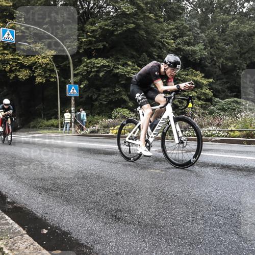 13.09.2026 - Stadtparktriathlon H.Heesch http://msf.ph/oto/10280363 13.09.2026 09:12:25 Radfahren 2, 21, 61, 87, 186 meine-sportfotos.de