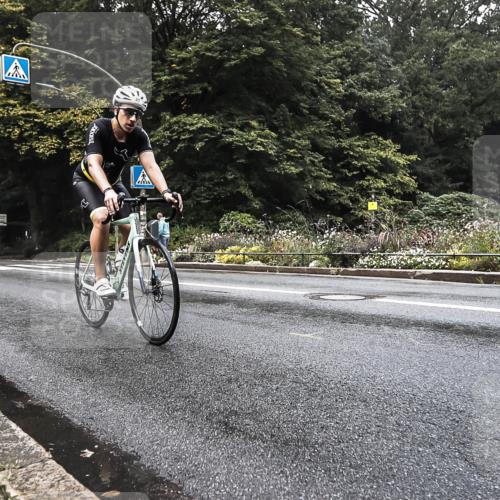 13.09.2026 - Stadtparktriathlon H.Heesch http://msf.ph/oto/10280371 13.09.2026 09:12:26 Radfahren 2, 21, 61, 87 meine-sportfotos.de