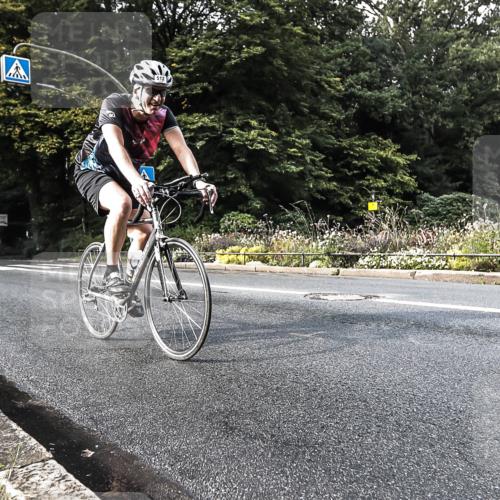 13.09.2026 - Stadtparktriathlon H.Heesch http://msf.ph/oto/10280372 13.09.2026 10:40:35 Radfahren 404, 512 meine-sportfotos.de