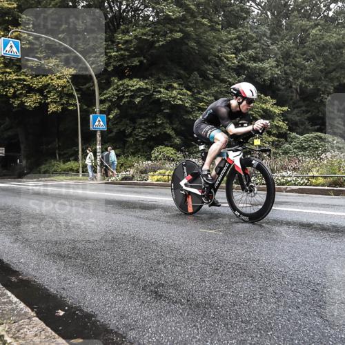 13.09.2026 - Stadtparktriathlon H.Heesch http://msf.ph/oto/10280387 13.09.2026 09:12:54 Radfahren 25, 43, 96, 121, 171 meine-sportfotos.de