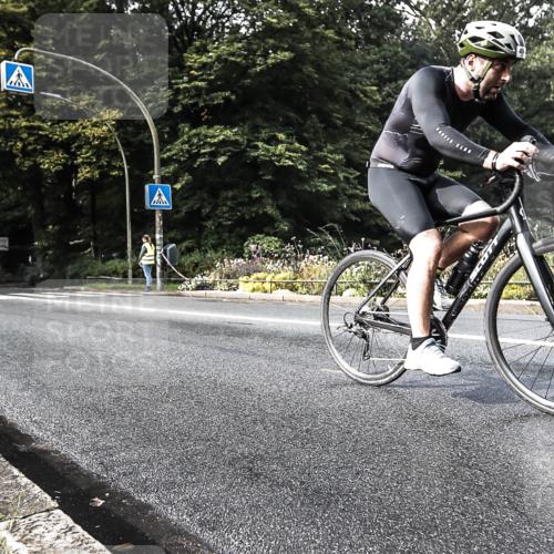 13.09.2026 - Stadtparktriathlon H.Heesch http://msf.ph/oto/10280391 13.09.2026 10:41:09 Radfahren 496 meine-sportfotos.de