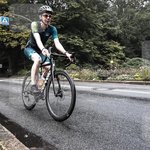 13.09.2026 - Stadtparktriathlon H.Heesch http://msf.ph/oto/10280394 13.09.2026 09:12:55 Radfahren 25, 43, 96, 121, 171 meine-sportfotos.de