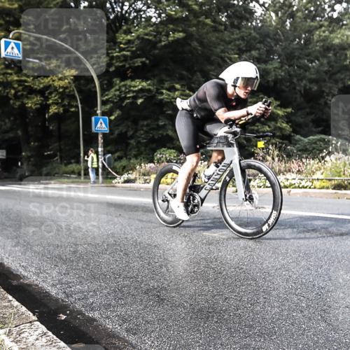 13.09.2026 - Stadtparktriathlon H.Heesch http://msf.ph/oto/10280402 13.09.2026 10:41:15 Radfahren 348, 357, 409, 489, 503 meine-sportfotos.de