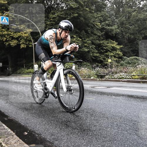 13.09.2026 - Stadtparktriathlon H.Heesch http://msf.ph/oto/10280413 13.09.2026 09:13:14 Radfahren 18, 33, 34, 41 meine-sportfotos.de
