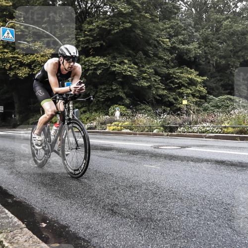 13.09.2026 - Stadtparktriathlon H.Heesch http://msf.ph/oto/10280417 13.09.2026 09:13:14 Radfahren 18, 33, 34, 41 meine-sportfotos.de