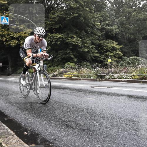 13.09.2026 - Stadtparktriathlon H.Heesch http://msf.ph/oto/10280457 13.09.2026 09:13:34 Radfahren 10, 32, 92, 138, 141 meine-sportfotos.de
