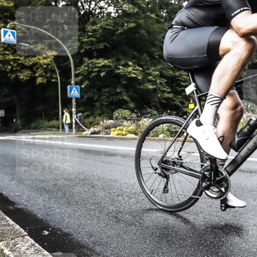 13.09.2026 - Stadtparktriathlon H.Heesch http://msf.ph/oto/10280465 13.09.2026 10:42:13 Radfahren 359, 399, 513, 530 meine-sportfotos.de