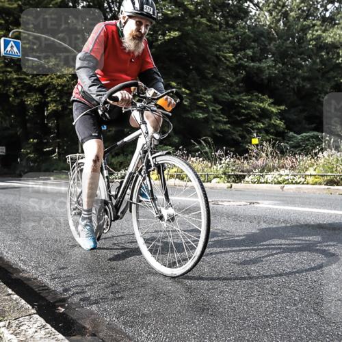 13.09.2026 - Stadtparktriathlon H.Heesch http://msf.ph/oto/10280499 13.09.2026 10:42:56 Radfahren 276, 380, 444, 542 meine-sportfotos.de