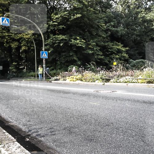 13.09.2026 - Stadtparktriathlon H.Heesch http://msf.ph/oto/10280509 13.09.2026 10:43:07 Radfahren  meine-sportfotos.de