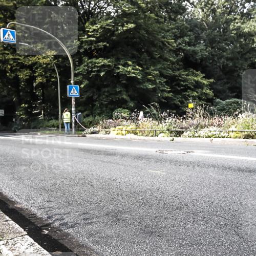 13.09.2026 - Stadtparktriathlon H.Heesch http://msf.ph/oto/10280515 13.09.2026 10:43:08 Radfahren  meine-sportfotos.de