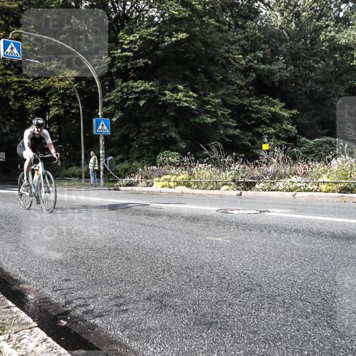 13.09.2026 - Stadtparktriathlon H.Heesch http://msf.ph/oto/10280524 13.09.2026 10:43:19 Radfahren 465, 508, 539, 777 meine-sportfotos.de
