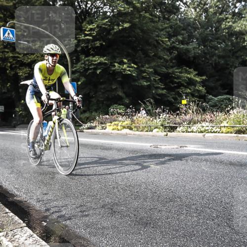 13.09.2026 - Stadtparktriathlon H.Heesch http://msf.ph/oto/10280555 13.09.2026 10:43:45 Radfahren 408, 416, 463, 480 meine-sportfotos.de