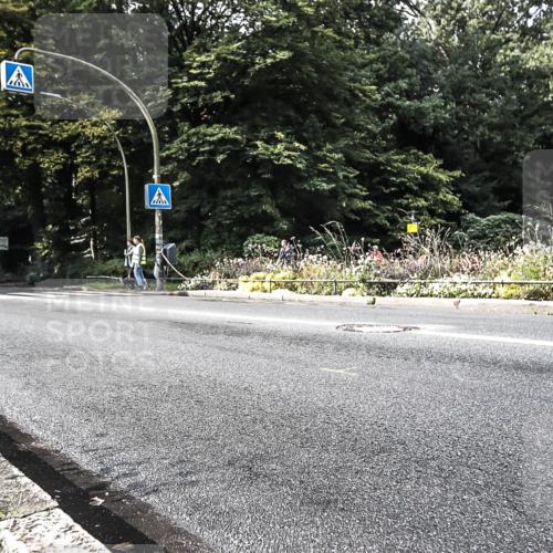 13.09.2026 - Stadtparktriathlon H.Heesch http://msf.ph/oto/10280598 13.09.2026 10:44:19 Radfahren  meine-sportfotos.de