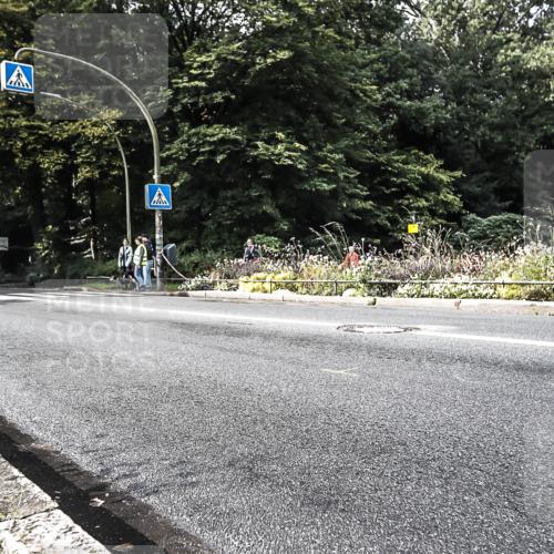13.09.2026 - Stadtparktriathlon H.Heesch http://msf.ph/oto/10280601 13.09.2026 10:44:21 Radfahren 342 meine-sportfotos.de