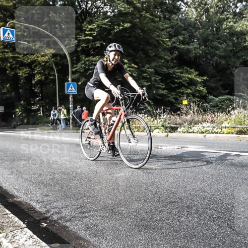 13.09.2026 - Stadtparktriathlon H.Heesch http://msf.ph/oto/10280638 13.09.2026 10:44:37 Radfahren 277, 383, 405, 445, 454 meine-sportfotos.de