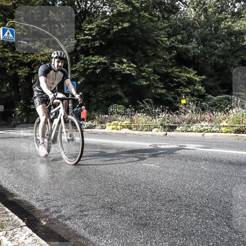 13.09.2026 - Stadtparktriathlon H.Heesch http://msf.ph/oto/10280652 13.09.2026 10:44:42 Radfahren 277, 347, 467, 479, 569, 575 meine-sportfotos.de