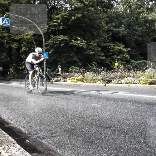13.09.2026 - Stadtparktriathlon H.Heesch http://msf.ph/oto/10280685 13.09.2026 10:44:54 Radfahren 469, 483, 491, 527 meine-sportfotos.de