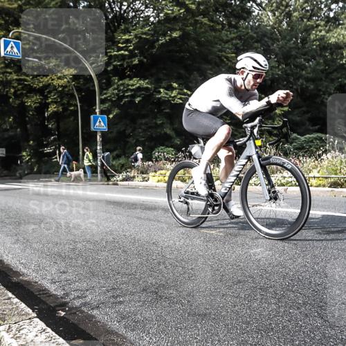 13.09.2026 - Stadtparktriathlon H.Heesch http://msf.ph/oto/10280688 13.09.2026 10:44:55 Radfahren 469, 483, 491, 527, 568, 579 meine-sportfotos.de