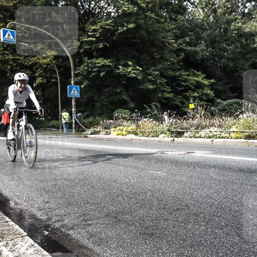 13.09.2026 - Stadtparktriathlon H.Heesch http://msf.ph/oto/10280706 13.09.2026 10:44:59 Radfahren 389, 527, 568, 579 meine-sportfotos.de