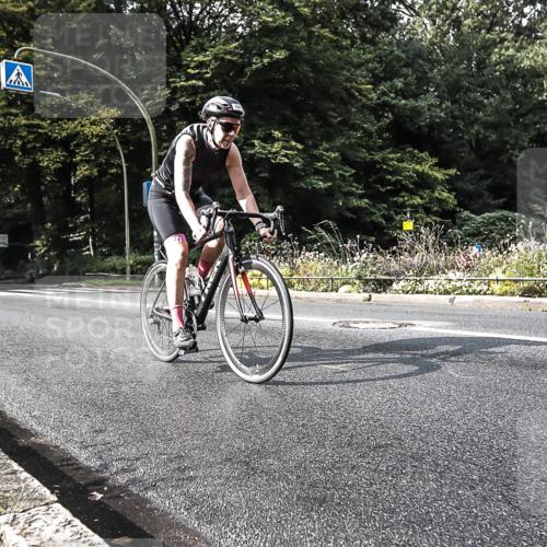 13.09.2026 - Stadtparktriathlon H.Heesch http://msf.ph/oto/10280716 13.09.2026 10:45:05 Radfahren 354, 534 meine-sportfotos.de