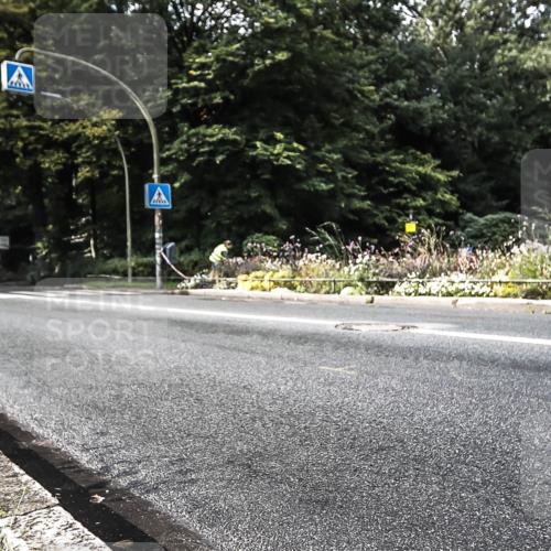 13.09.2026 - Stadtparktriathlon H.Heesch http://msf.ph/oto/10280718 13.09.2026 10:45:05 Radfahren 354, 534 meine-sportfotos.de