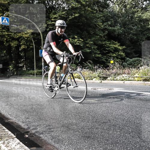13.09.2026 - Stadtparktriathlon H.Heesch http://msf.ph/oto/10280732 13.09.2026 10:45:10 Radfahren 518, 524, 534, 584 meine-sportfotos.de