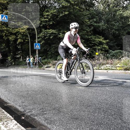 13.09.2026 - Stadtparktriathlon H.Heesch http://msf.ph/oto/10280836 13.09.2026 10:45:39 Radfahren 248, 385, 427, 433, 494 meine-sportfotos.de