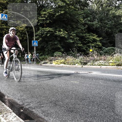 13.09.2026 - Stadtparktriathlon H.Heesch http://msf.ph/oto/10280838 13.09.2026 10:45:39 Radfahren 248, 385, 427, 433, 494 meine-sportfotos.de